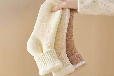 جوراب زمستانی گرم: چگونه بهترین انتخاب را داشته باشیم؟